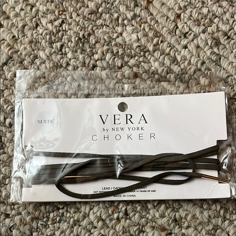Vera by New York Suede Choker